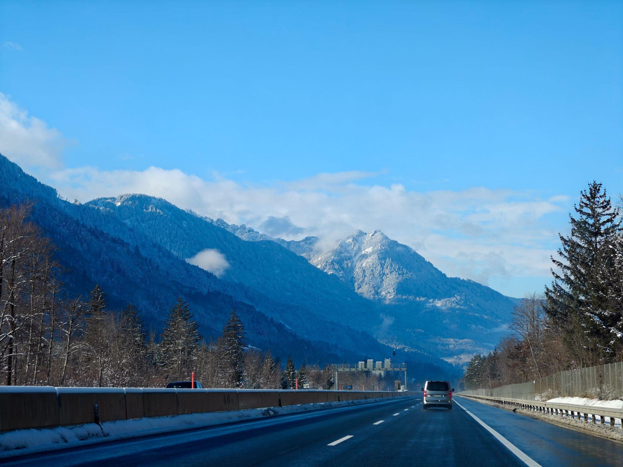Hidden Fees in Car Rental in Austria: How to Avoid Extra Charges